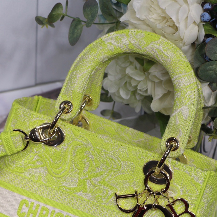 MEDIUM LADY D-LITE BAG