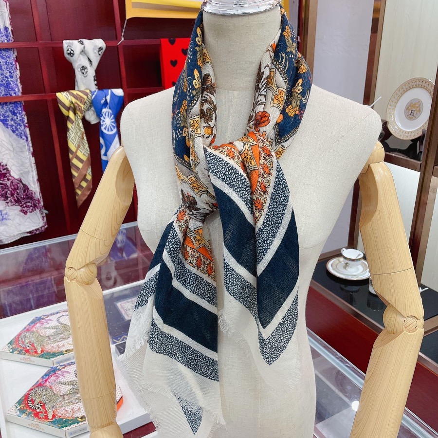 Dior Scarf