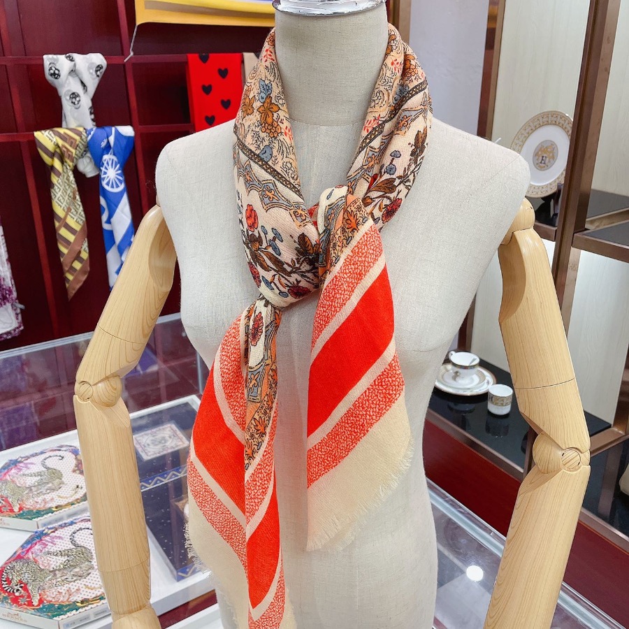 Dior Scarf