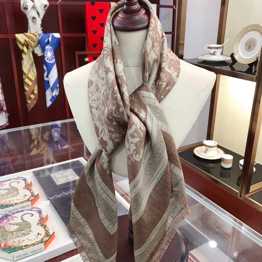 Dior Scarf