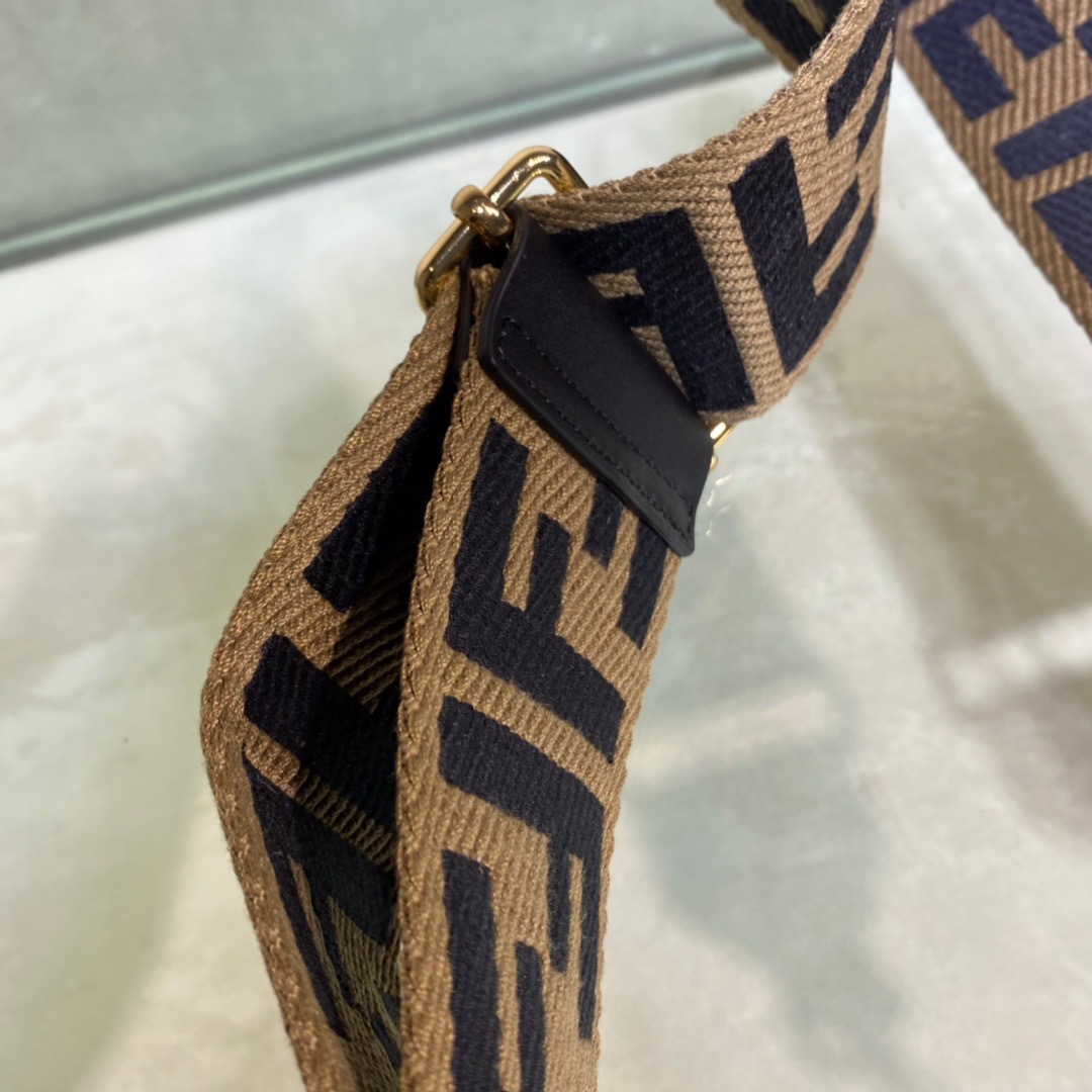 STRAP YOU, FENDI BAG ACCESSOIRES