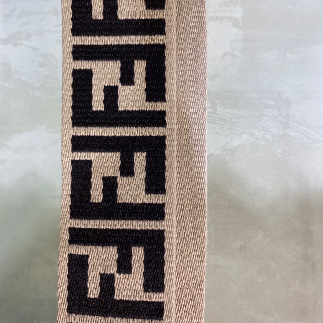 STRAP YOU, FENDI BAG ACCESSOIRES