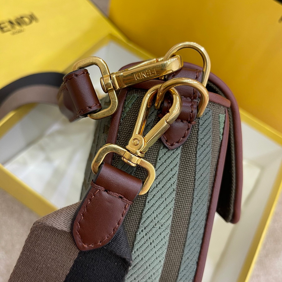 FENDI BAGUETTE, Multicolor embroidered canvas bag