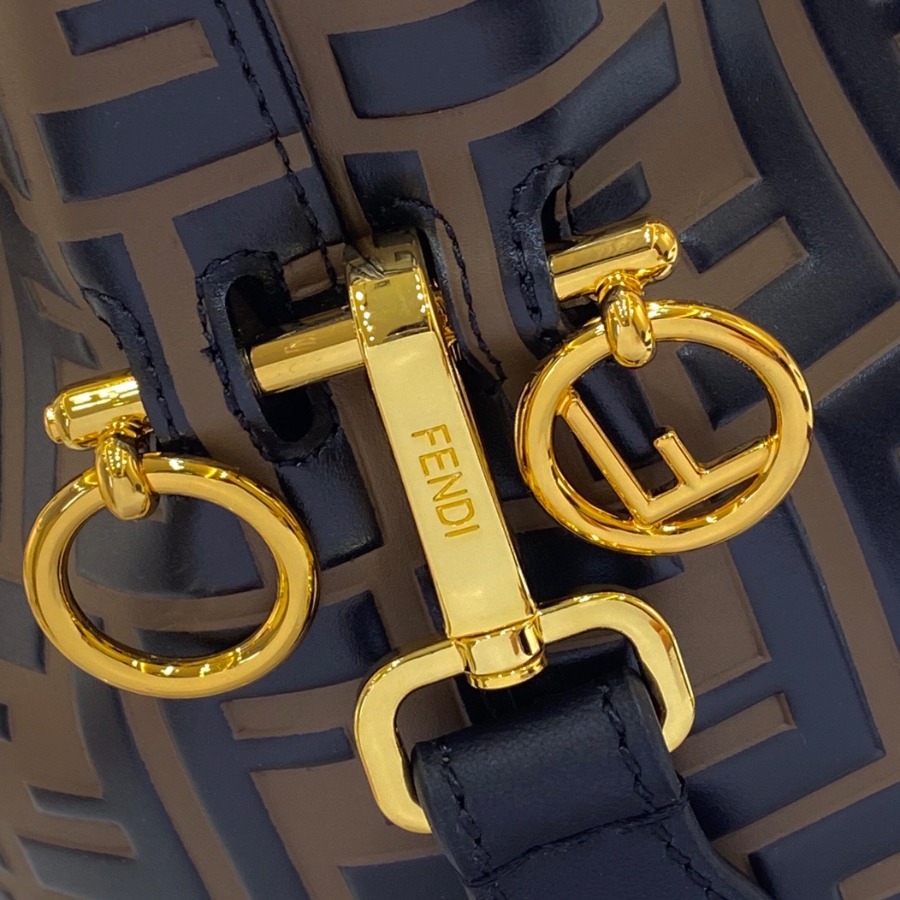 MON TRESOR, FENDI Multicolor leather bag