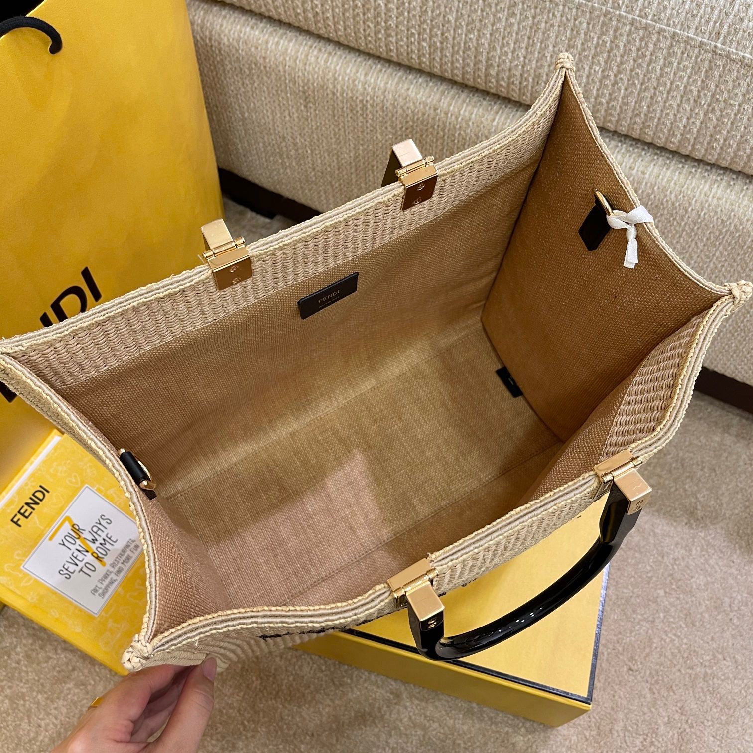 FENDI SUNSHINE MEDIUM, FENDI HANDBAG Woven straw shopper