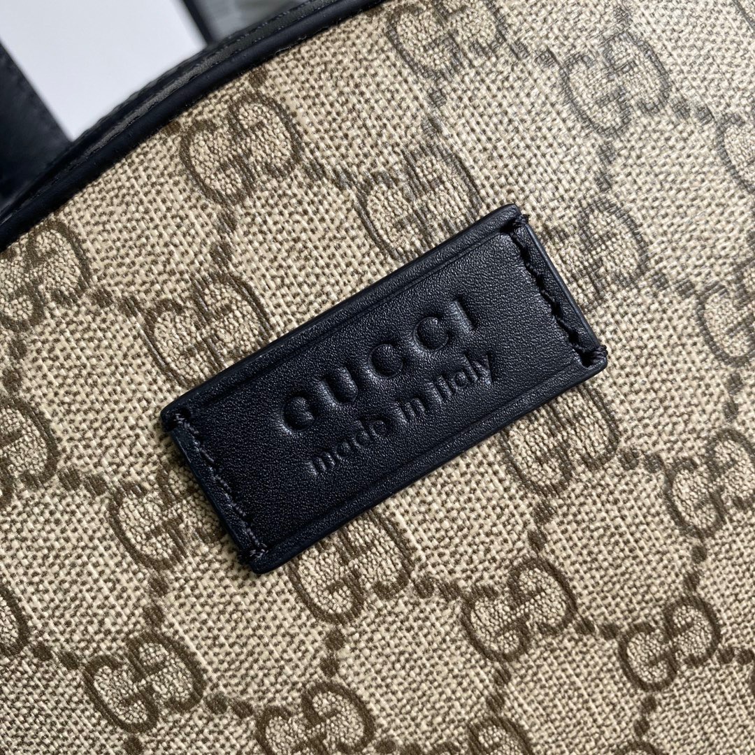 Gucci GG Supreme Small backpack 429020