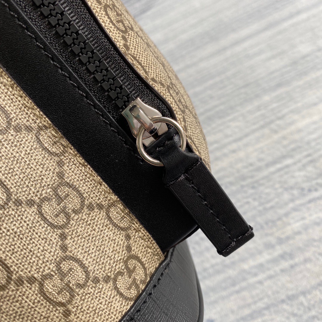 Gucci GG Supreme Small backpack 429020