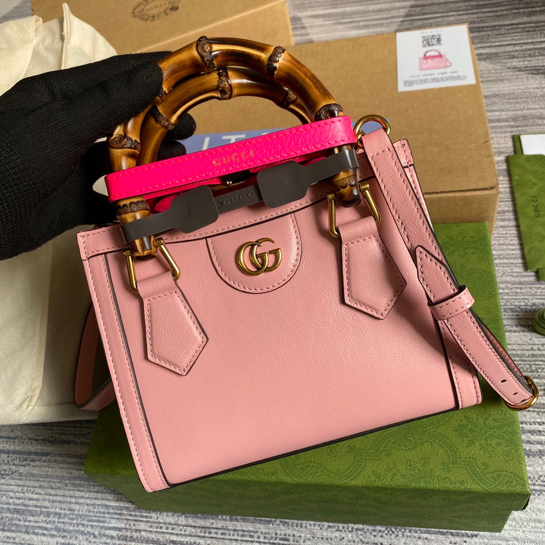 655661  Gucci Diana mini tote bag, Top Handle Bags for Women