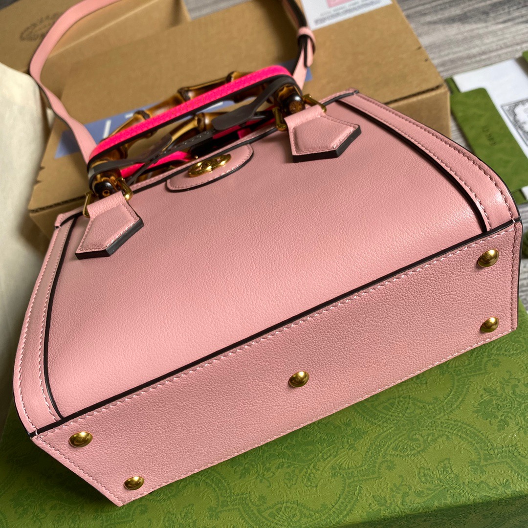 655661  Gucci Diana mini tote bag, Top Handle Bags for Women
