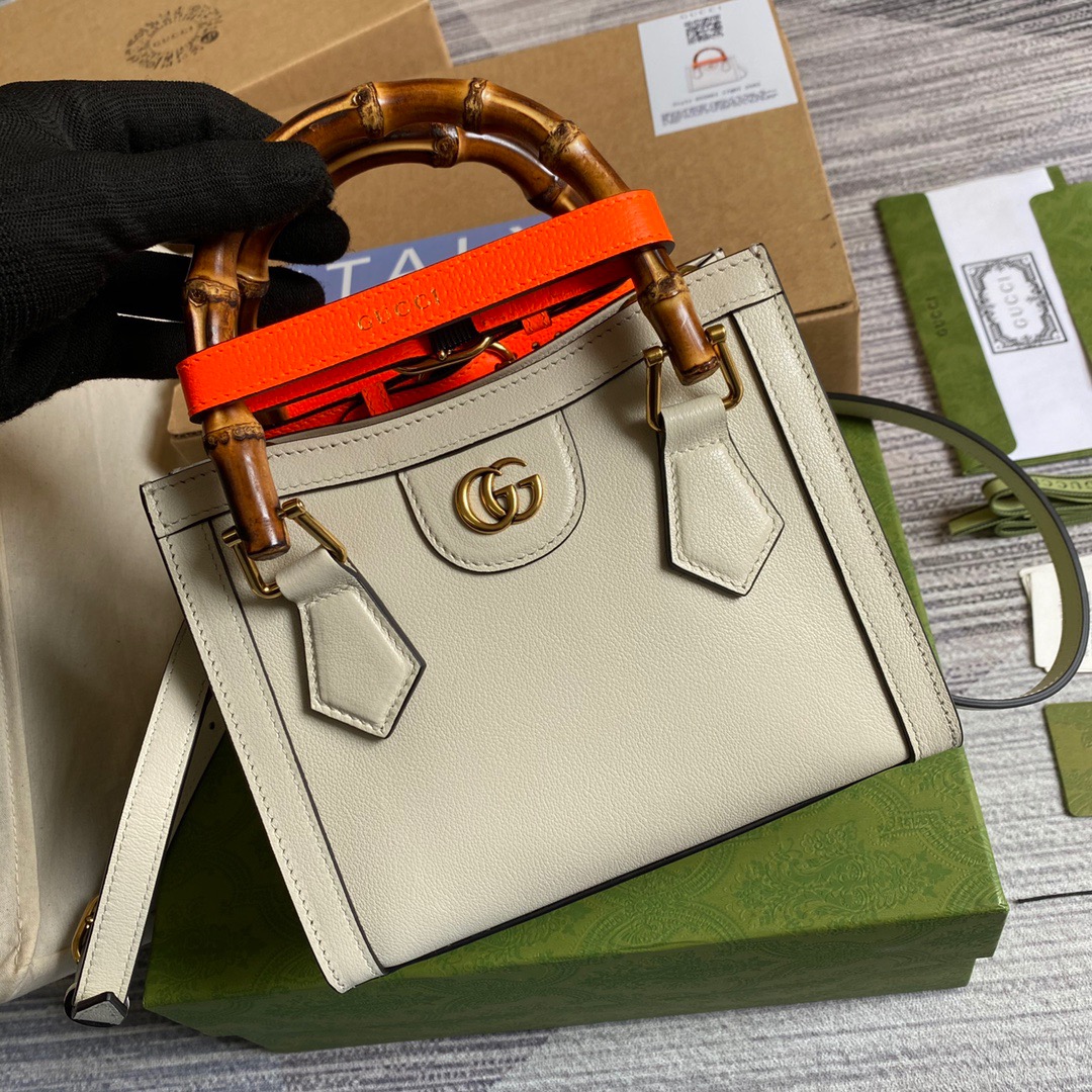 655661  Gucci Diana mini tote bag, Top Handle Bags for Women