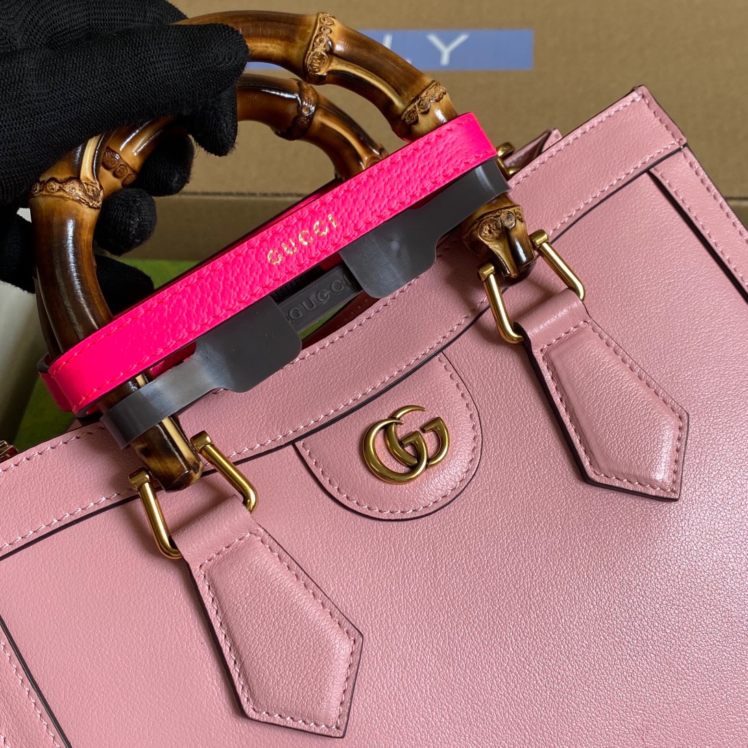 660195  Gucci Diana small tote bag, Top Handle Bags for Women