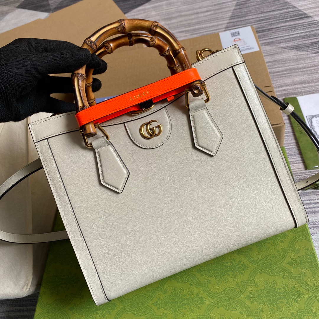 660195  Gucci Diana small tote bag, Top Handle Bags for Women