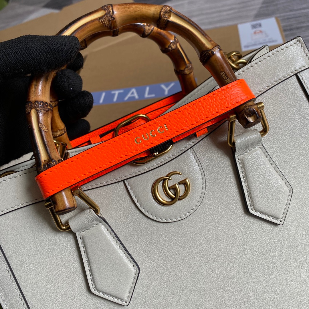 660195  Gucci Diana small tote bag, Top Handle Bags for Women