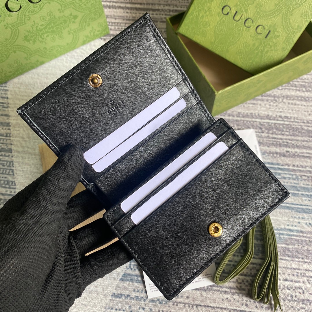 658244 Gucci Diana card case wallet