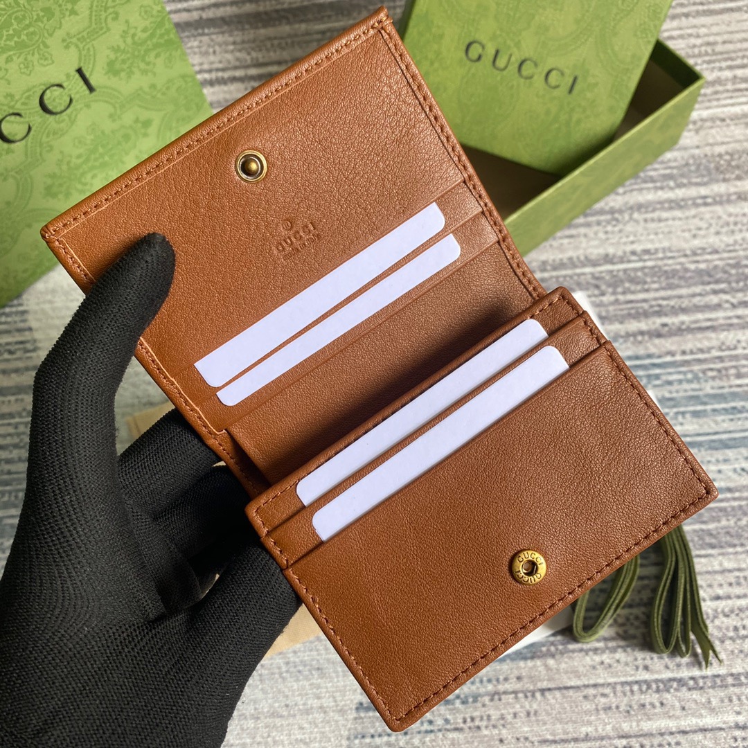 658244 Gucci Diana card case wallet