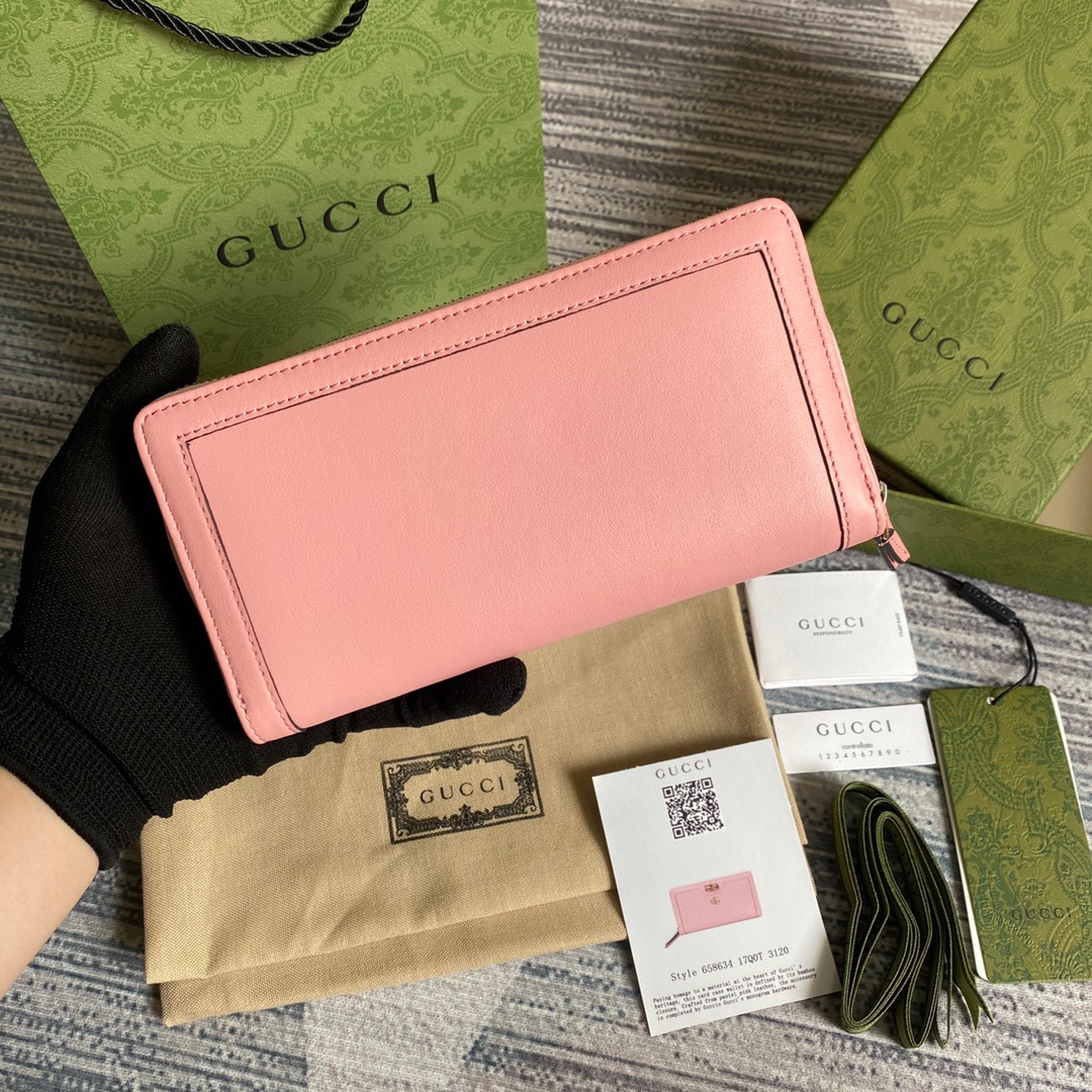 658634 Gucci Diana continental wallet