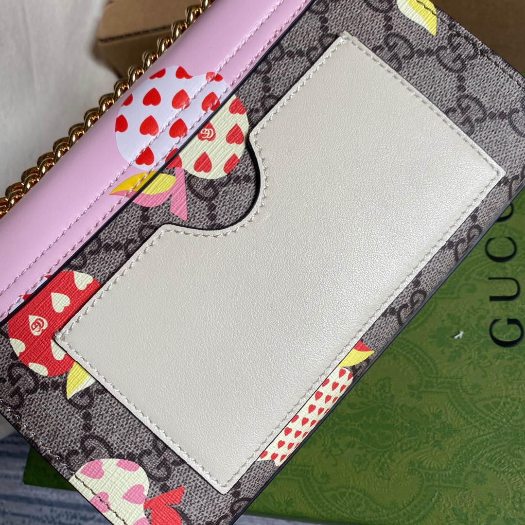 409487 GUCCI LES POMMES Padlock small GG shoulder bag