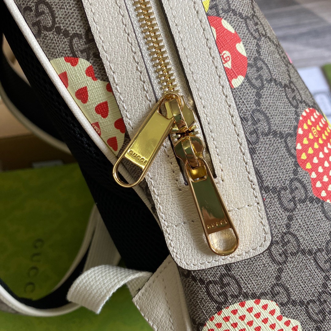 552884 Gucci Les Pommes small backpack