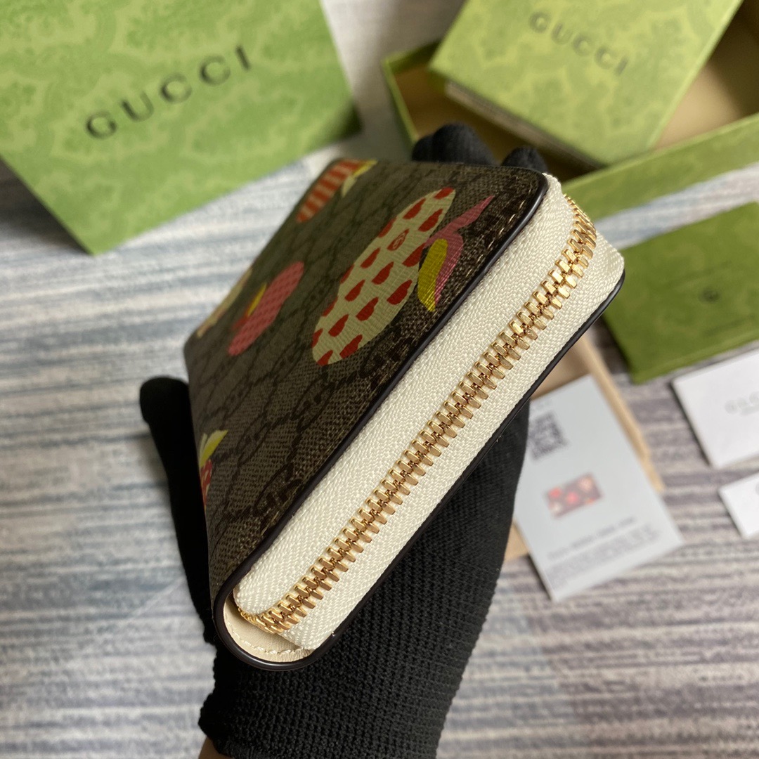663924  Gucci Les Pommes zip around wallet