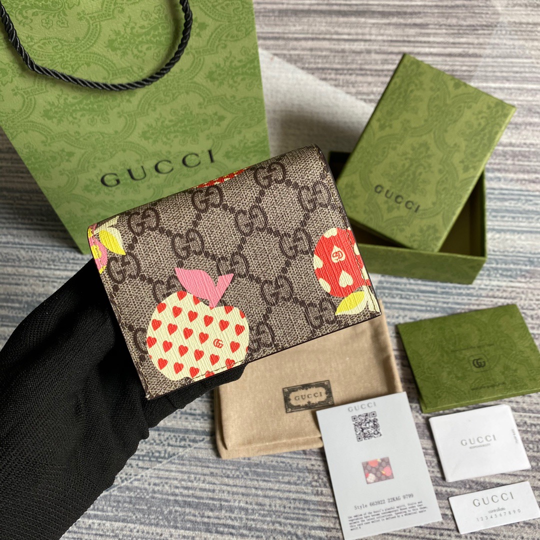 663922 Gucci Les Pommes card case wallet