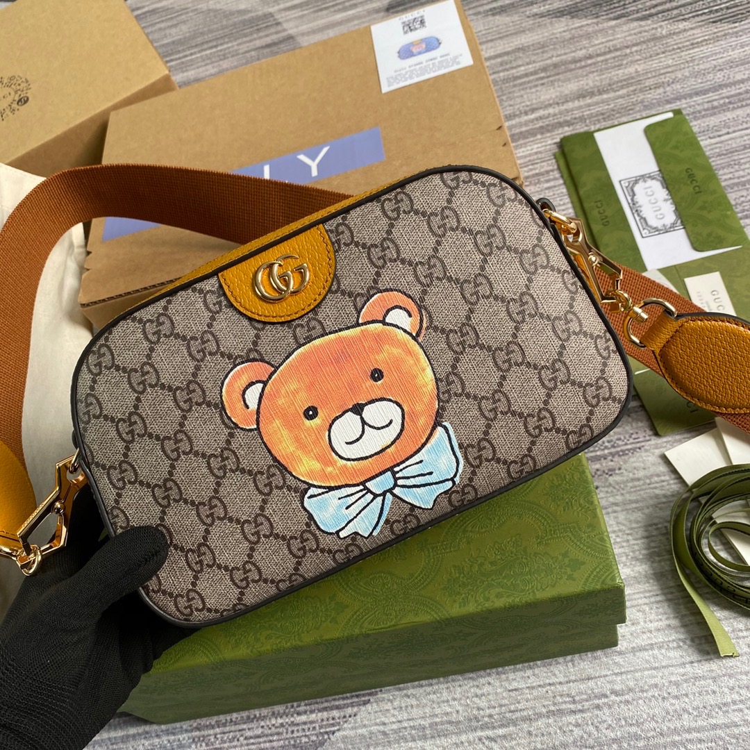 574886   KAI x GG shoulder bag, Beige and ebony GG Supreme canvas with teddy bear print