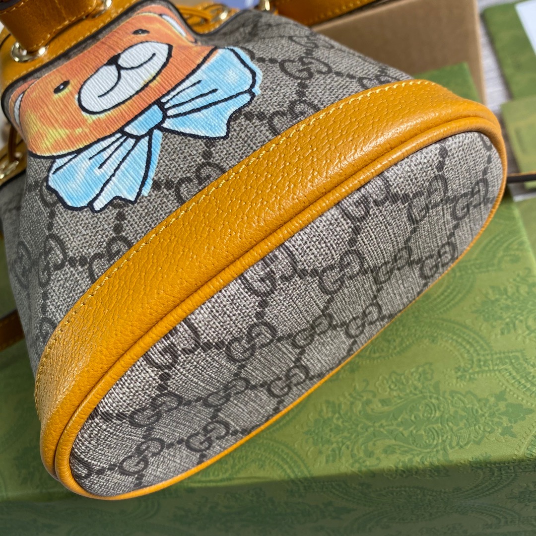 660304 KAI x Gucci Ophidia mini bucket bag