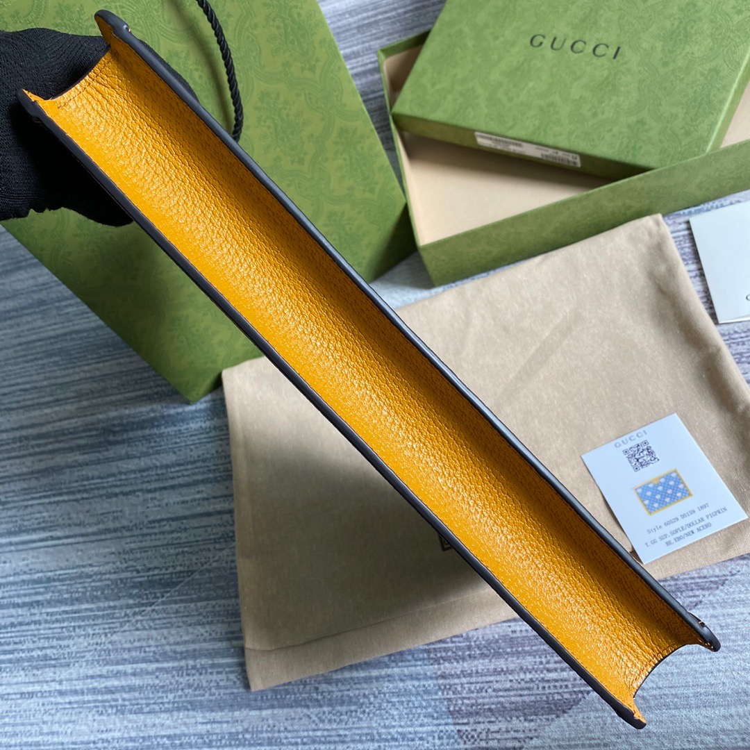 660529 KAI X GUCCI POUCH