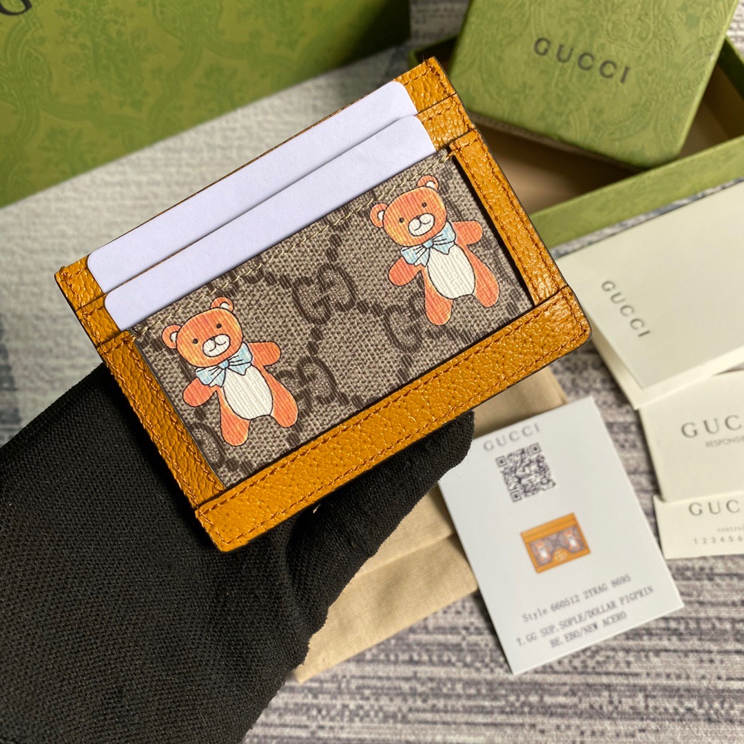 660512  KAI x Gucci card case