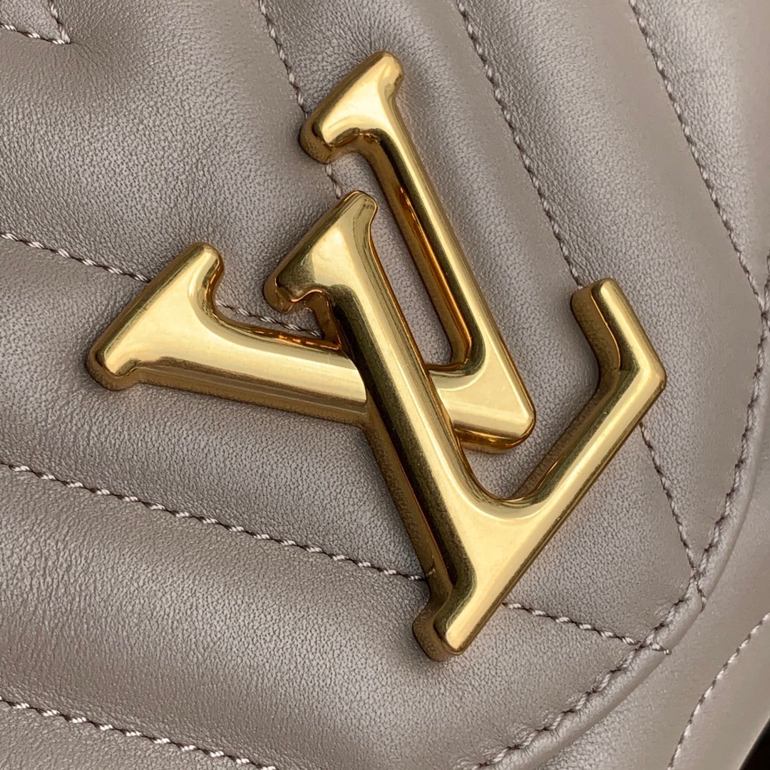 M58550  LV NEW WAVE CHAIN BAG, LOUIS VUITTON LV