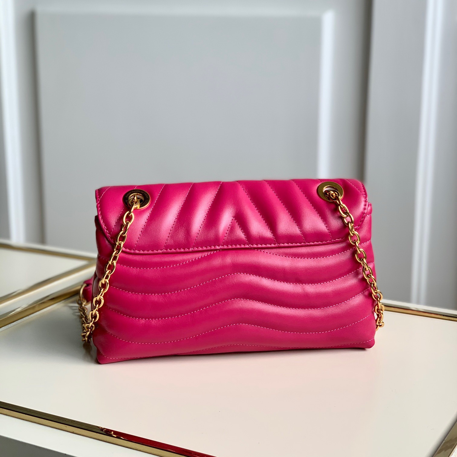 M58553 LV NEW WAVE CHAIN BAG, LOUIS VUITTON LV