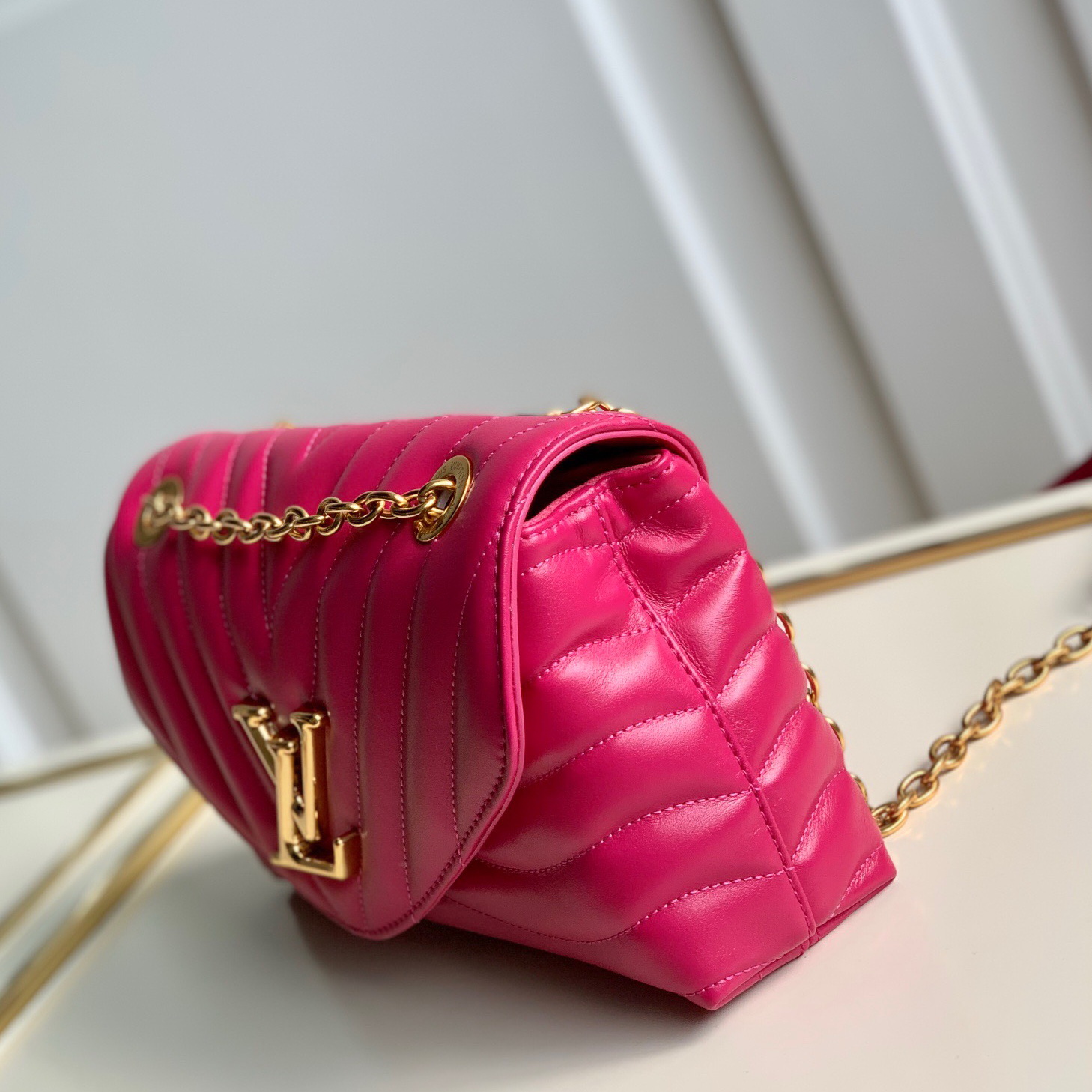 M58553 LV NEW WAVE CHAIN BAG, LOUIS VUITTON LV