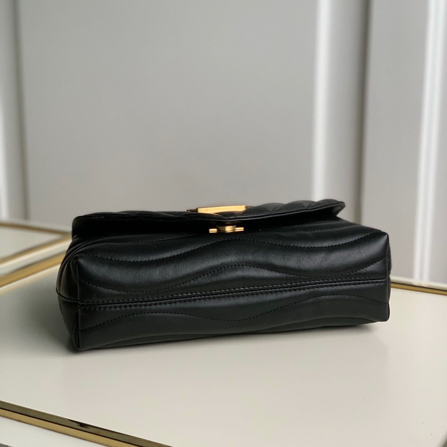 M58552 LV NEW WAVE CHAIN BAG, LOUIS VUITTON LV