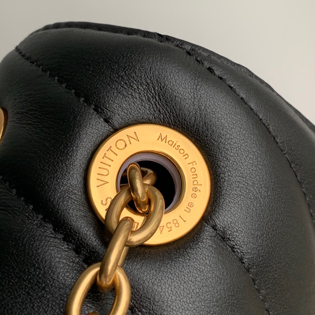 M58552 LV NEW WAVE CHAIN BAG, LOUIS VUITTON LV