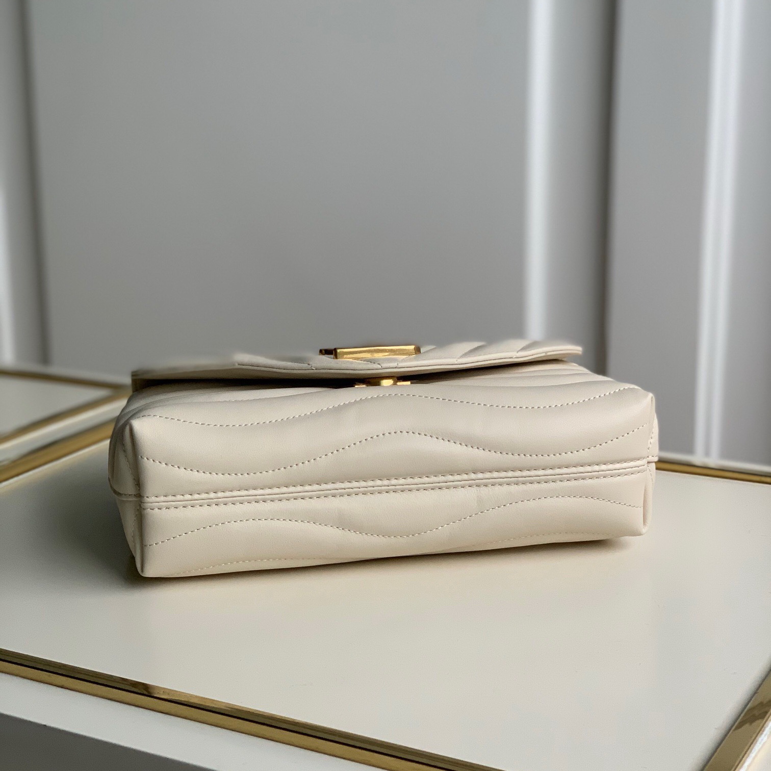 M58549 LV NEW WAVE CHAIN BAG, LOUIS VUITTON LV