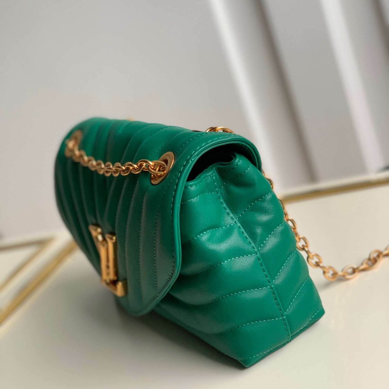M58664 LV NEW WAVE CHAIN BAG, LOUIS VUITTON LV