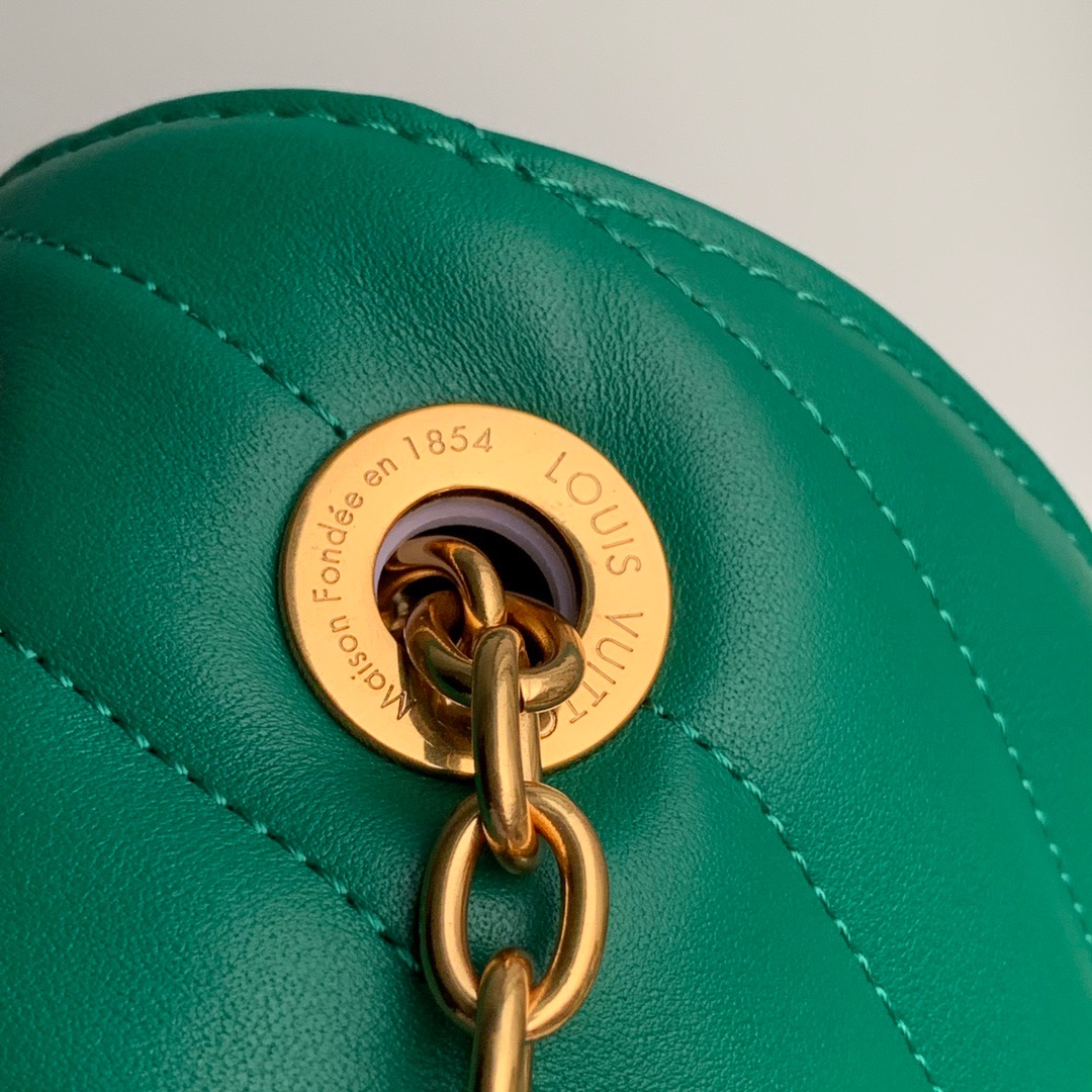 M58664 LV NEW WAVE CHAIN BAG, LOUIS VUITTON LV