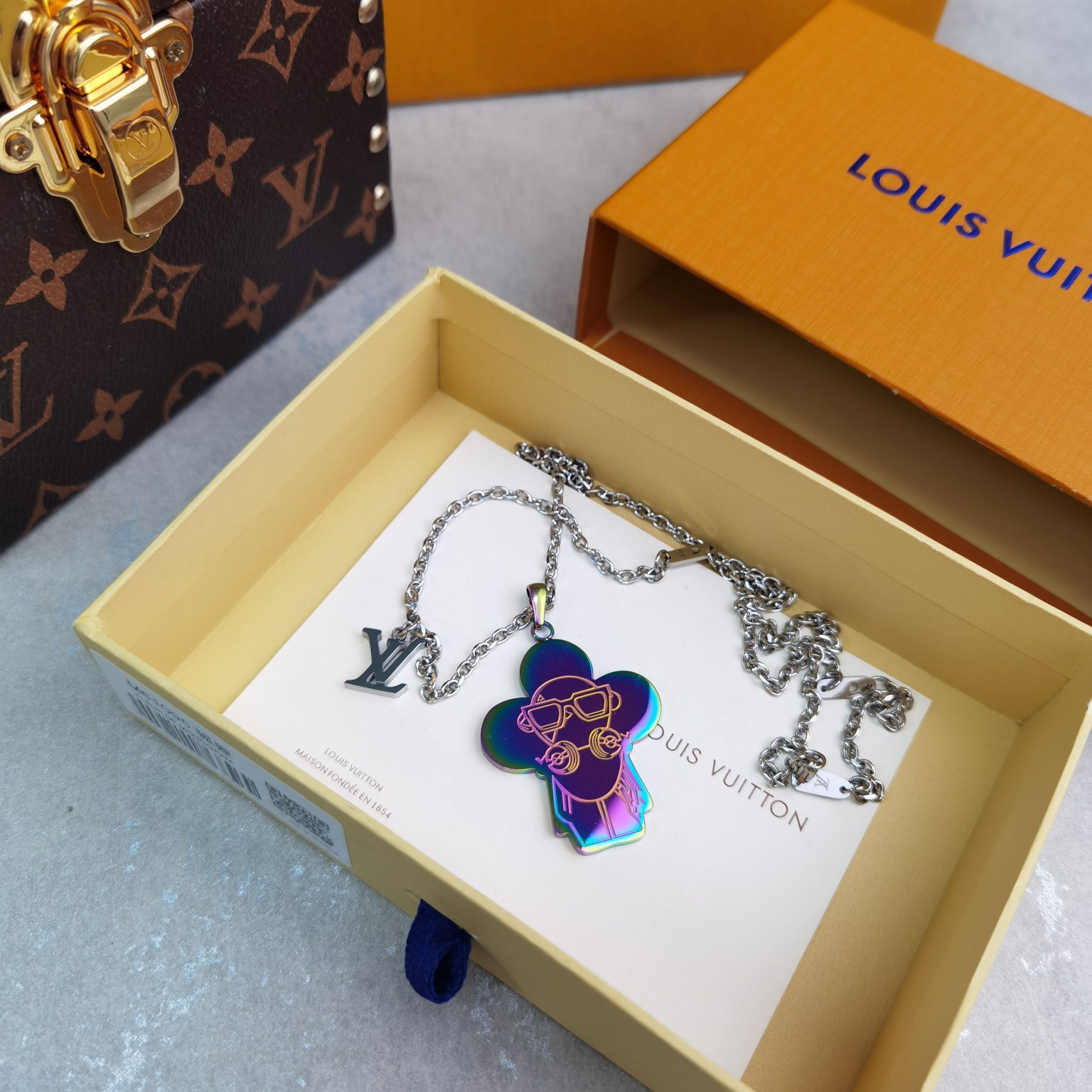 Louis Vuitton LV Necklaces