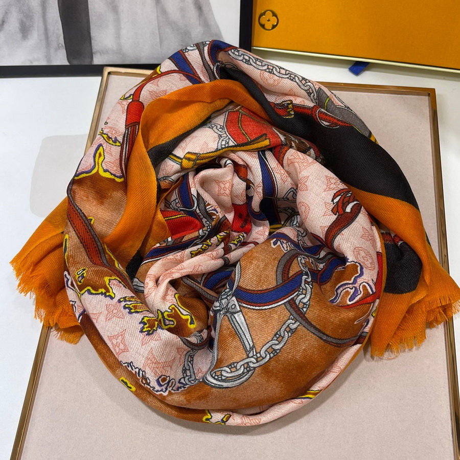 LOUIS VUITTON LV Scarf