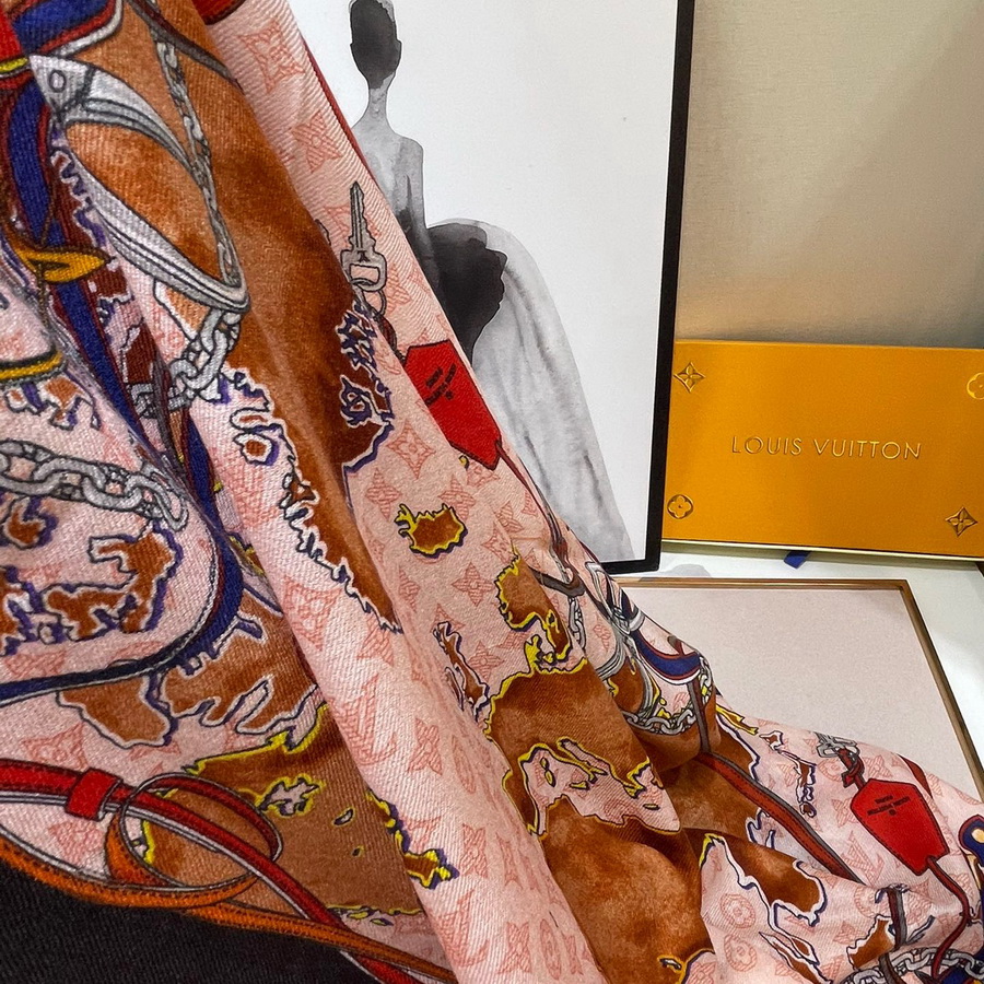 LOUIS VUITTON LV Scarf