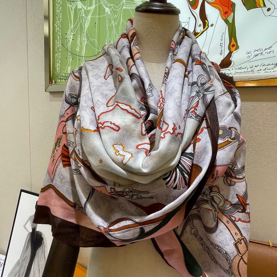 LOUIS VUITTON LV Scarf