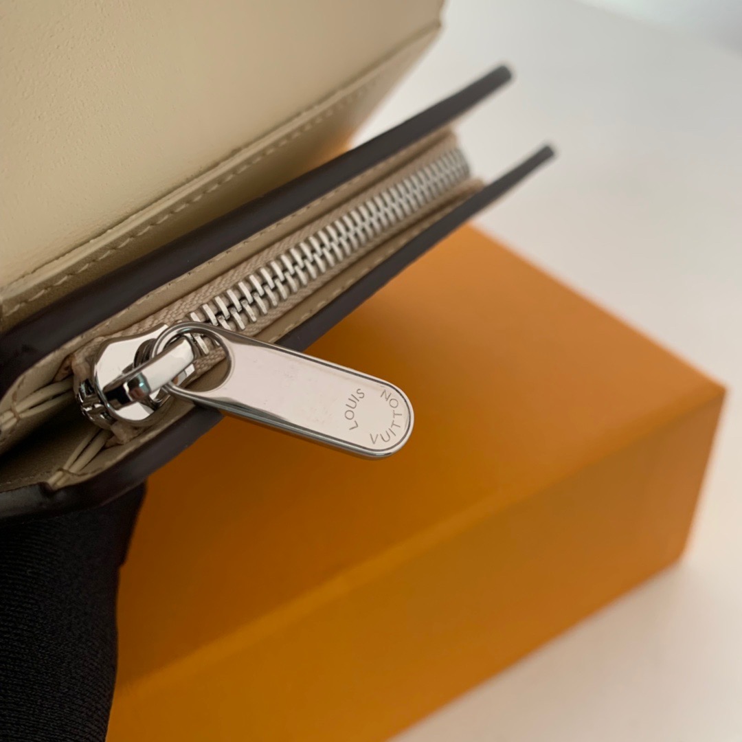 IRIS XS WALLET, Louis Vuitton LV
