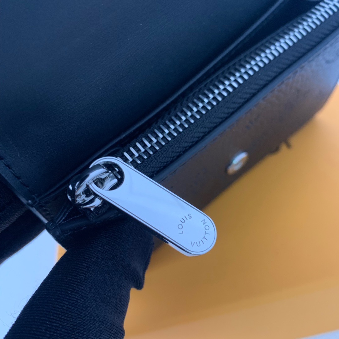 M62540 IRIS COMPACT WALLET, Louis Vuitton LV