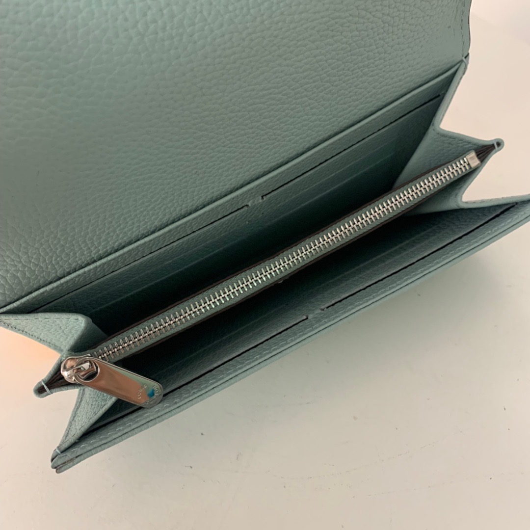 IRIS WALLET, Louis Vuitton LV