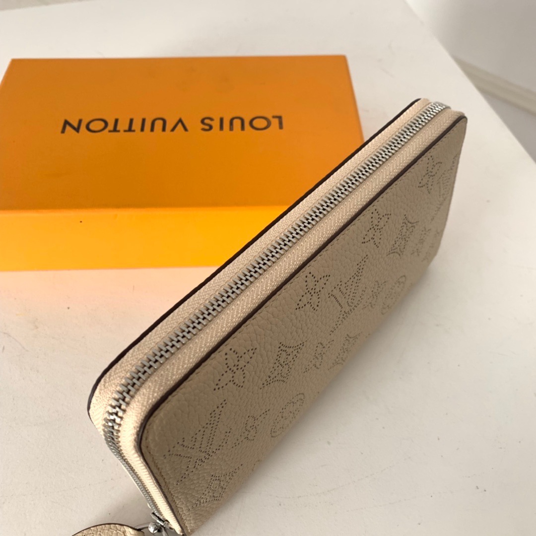 ZIPPY WALLET, Louis Vuitton LV