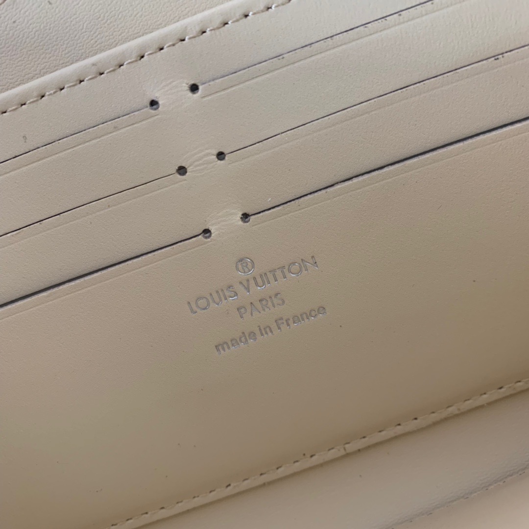 ZIPPY WALLET, Louis Vuitton LV