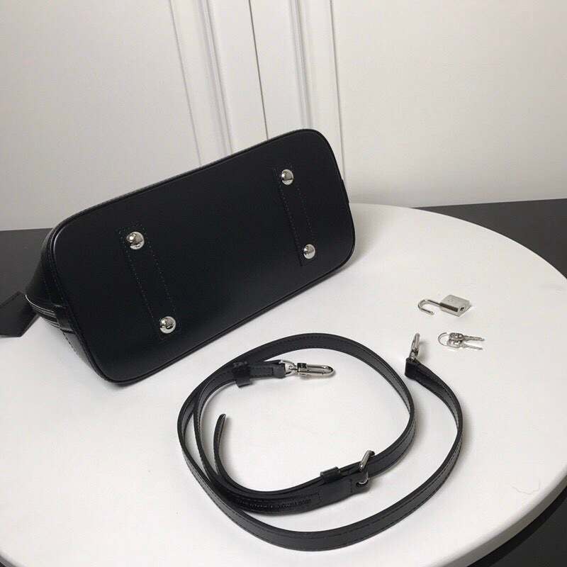 ALMA PM, LOUIS VUITTON LV