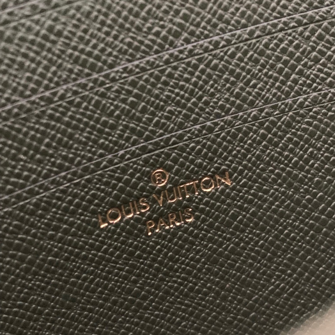 M80091  FÉLICIE STRAP & GO, Louis Vuitton LV