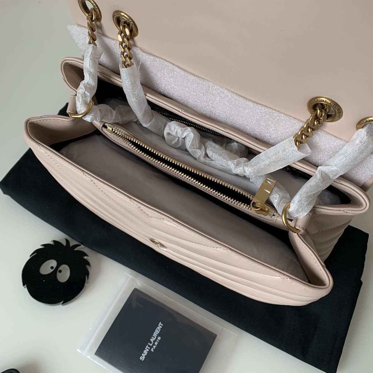 487216, YSL Saint Laurent, MEDIUM LOULOU CHAIN BAG, Y MATELASSÉ LEATHER