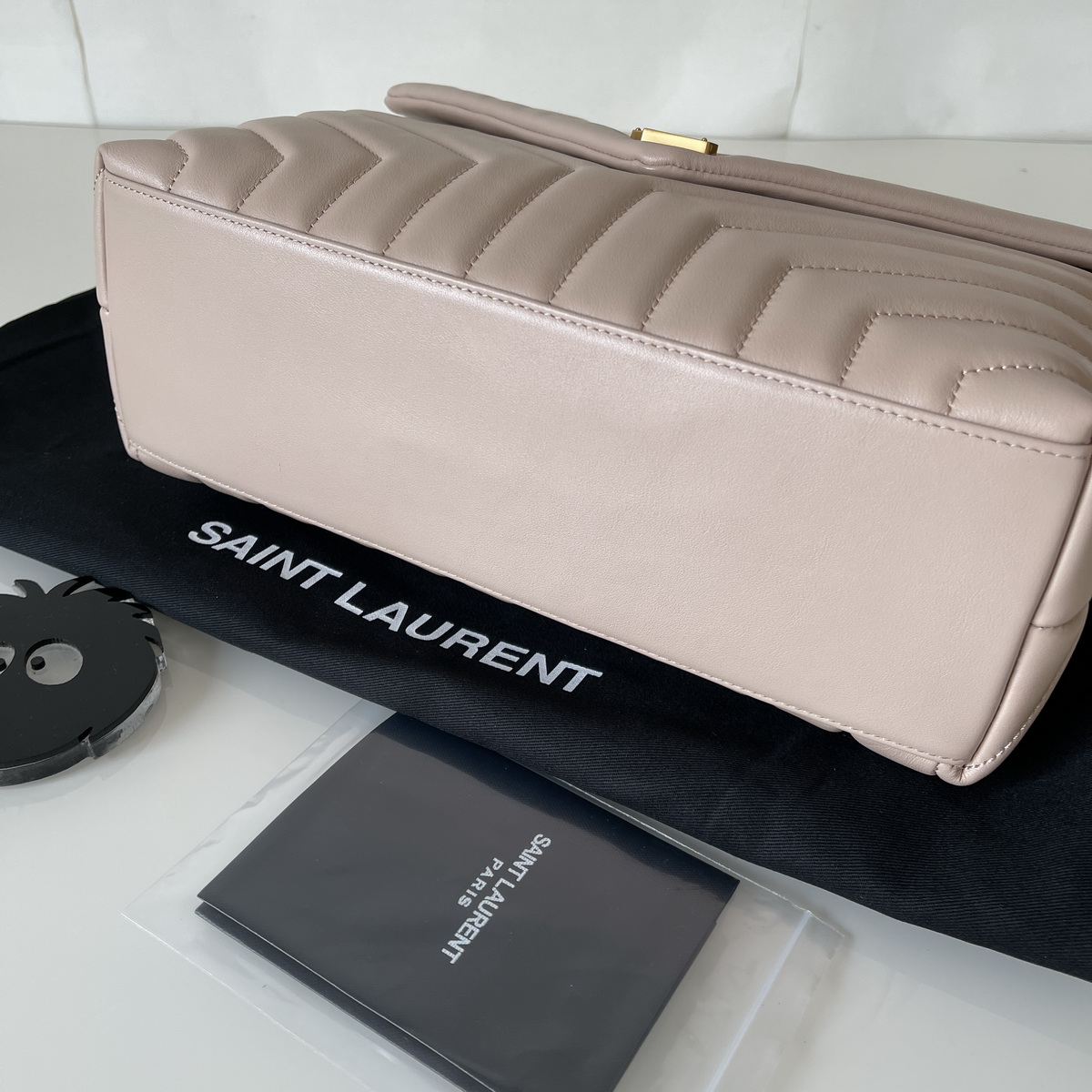 487216, YSL Saint Laurent, MEDIUM LOULOU CHAIN BAG, Y MATELASSÉ LEATHER