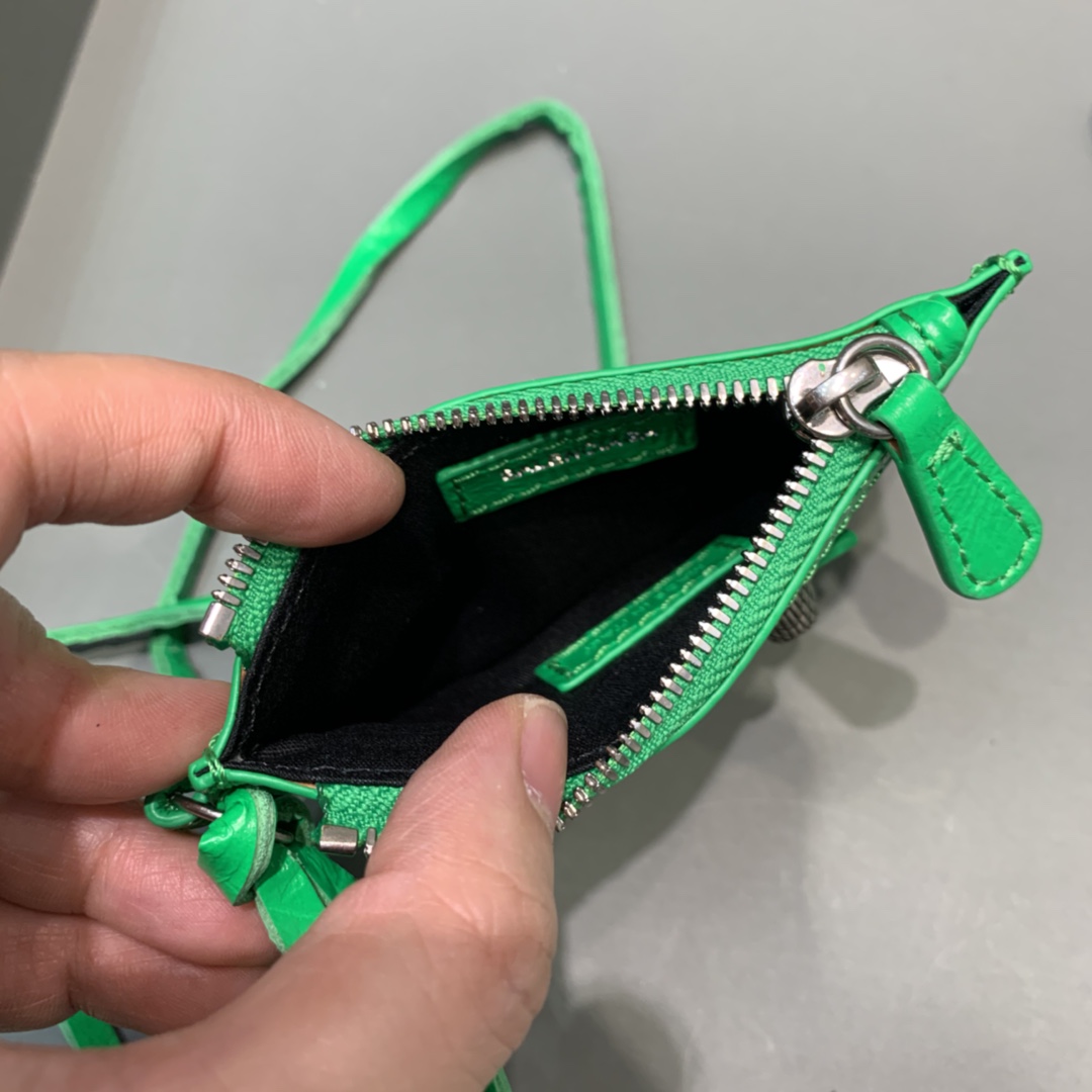 WOMEN'S LE CAGOLE SMALL SHOULDER BAG, BALENCIAGA HANDBAG